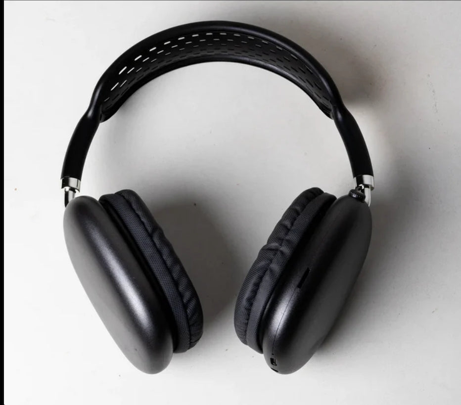 Airpods Max-P9 On-Ear Bluetooth Headphones with Mic – Wireless Max Headset, Deep Bass, Hands-Free Calling, Comfortable Fit – Black