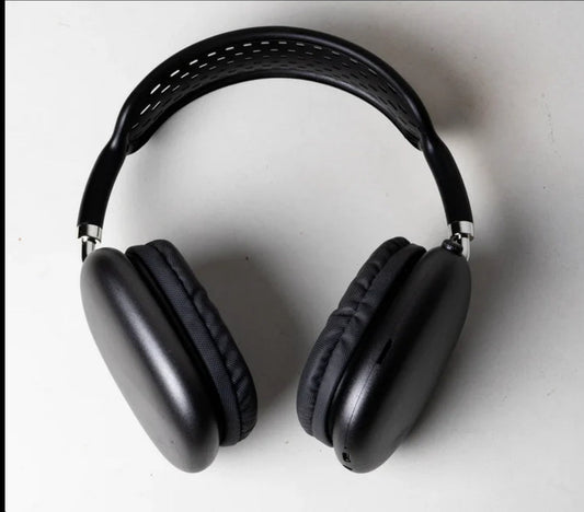 Airpods Max-P9 On-Ear Bluetooth Headphones with Mic – Wireless Max Headset, Deep Bass, Hands-Free Calling, Comfortable Fit – Black