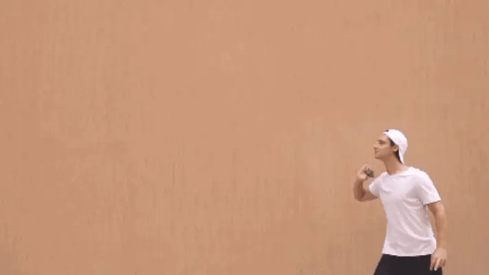 FLYNOVA -The most tricked-out flying spinne