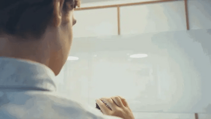 FLYNOVA -The most tricked-out flying spinne